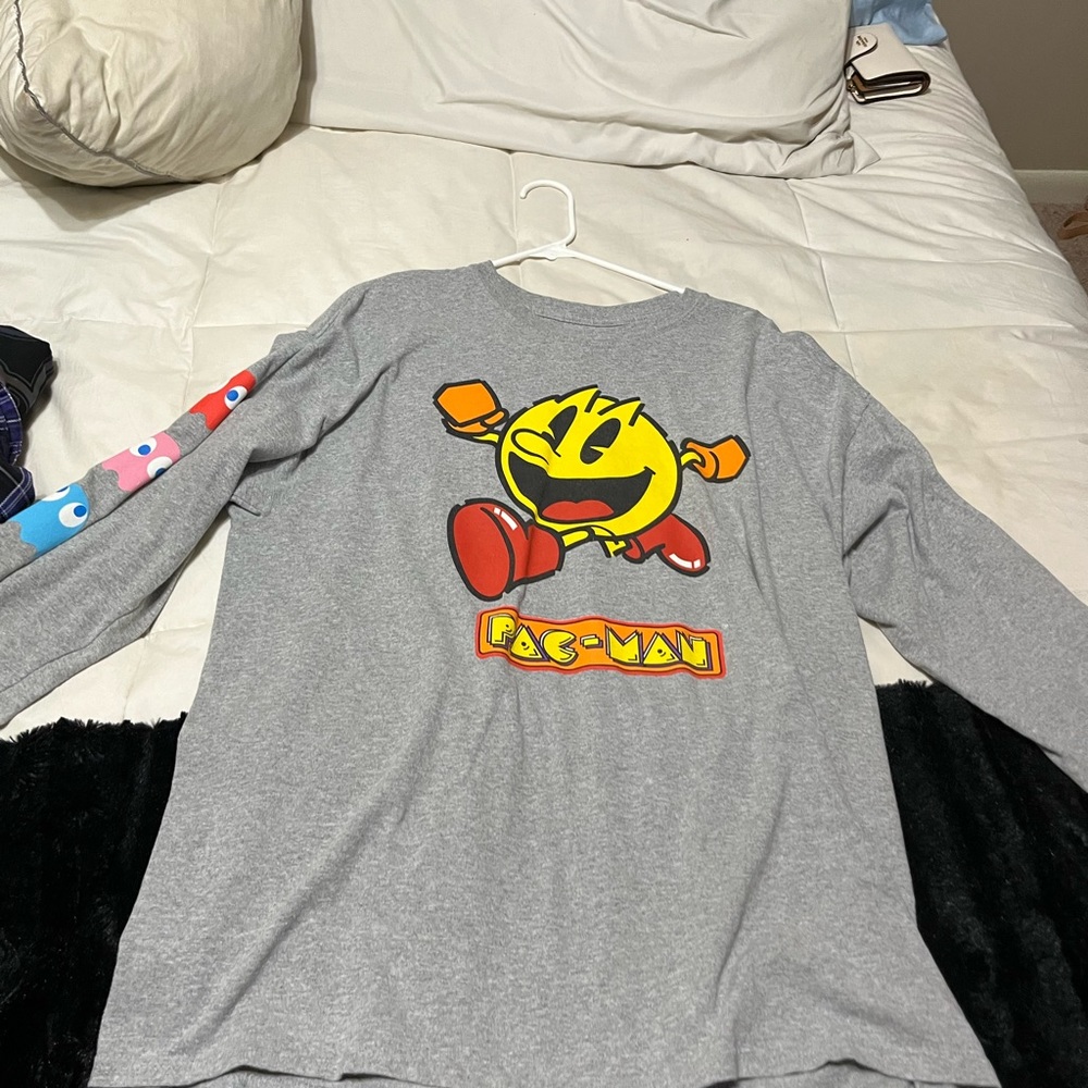 grey pac man sweatshirt